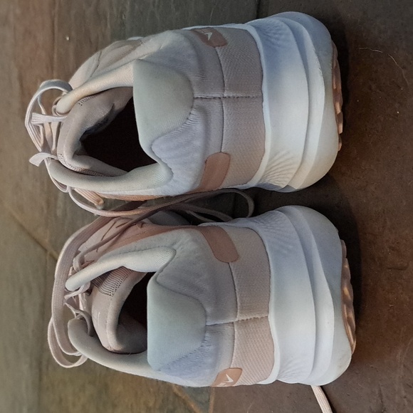 NIKE Quest running shoe - Picture 5 of 5